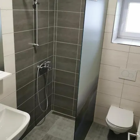 Beautiful In W/ Wifi And 2 Bedrooms Radovljica