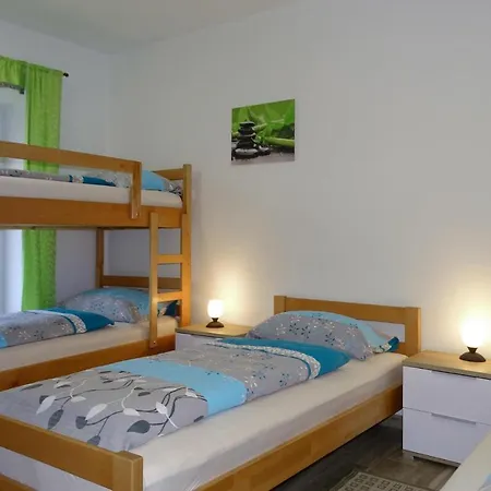 Beautiful In W/ Wifi And 2 Bedrooms Appartamento Radovljica